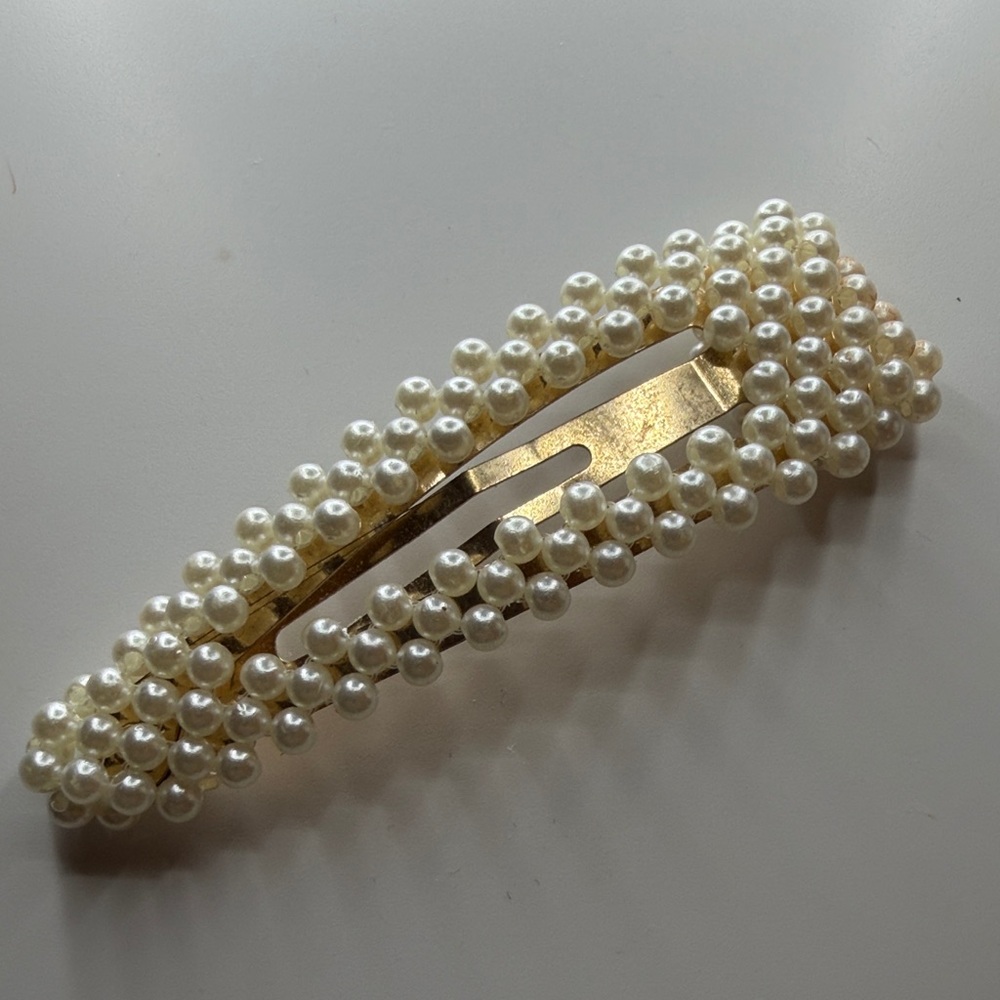 Elegant Pearl Hair Clip